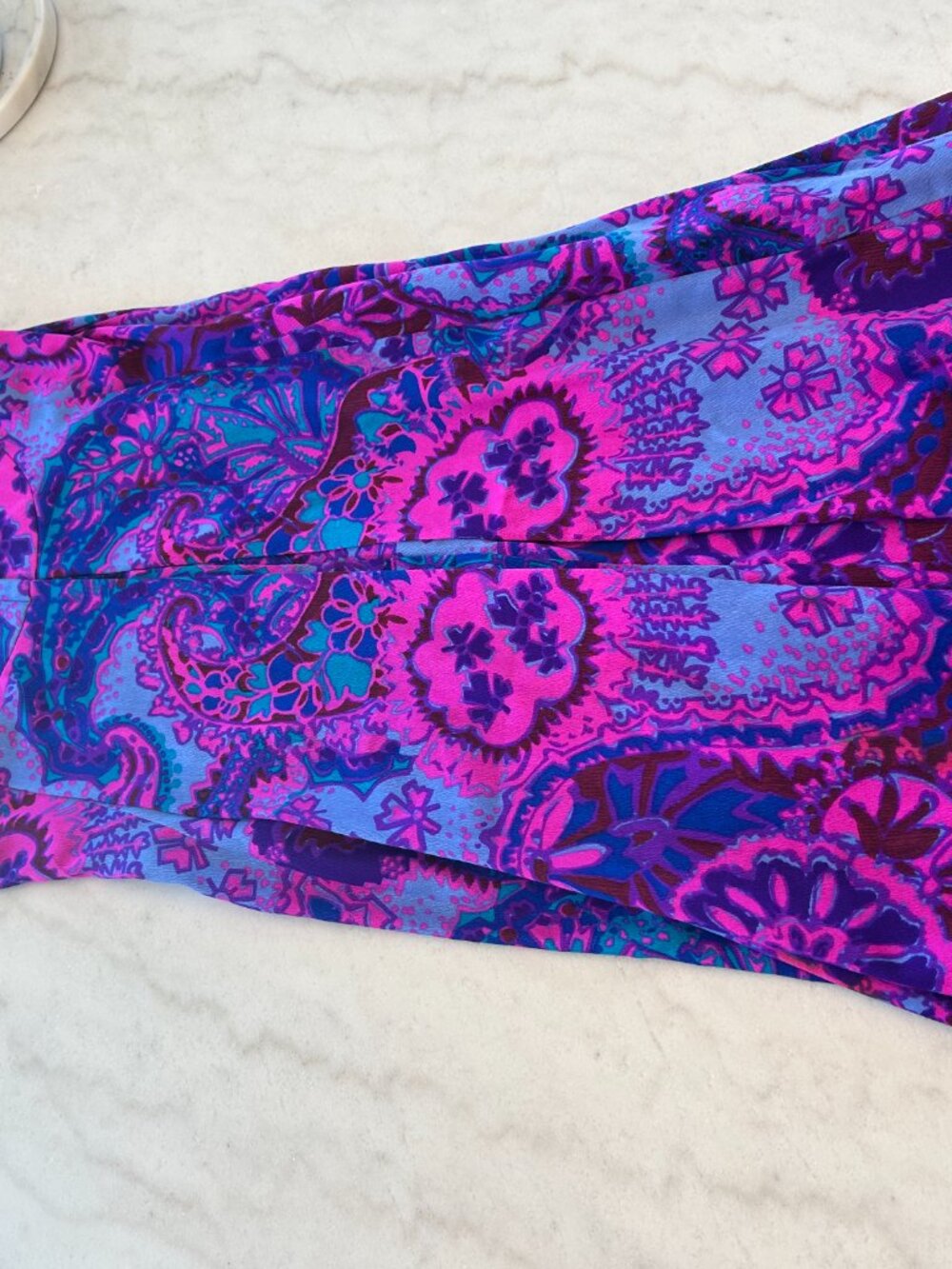Hawaii Nei Beautiful Authentic Hawaian Dress - Picture 6 of 13